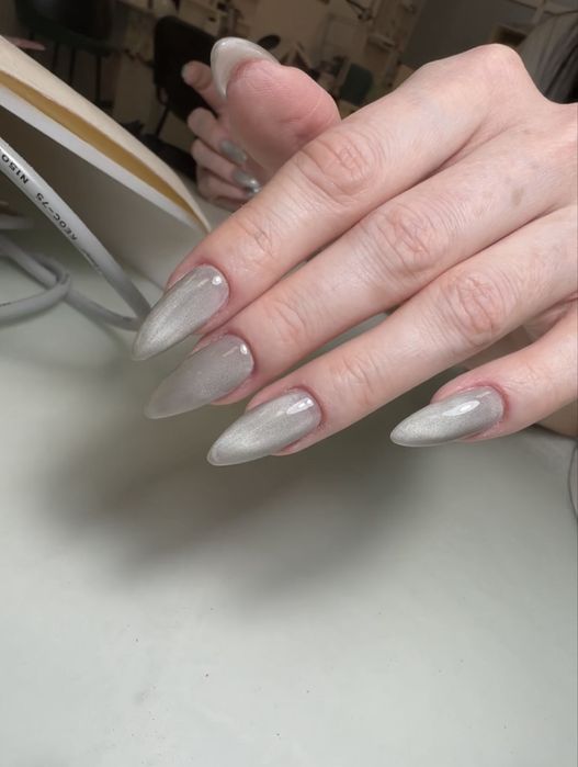 Маникюр, педикюр