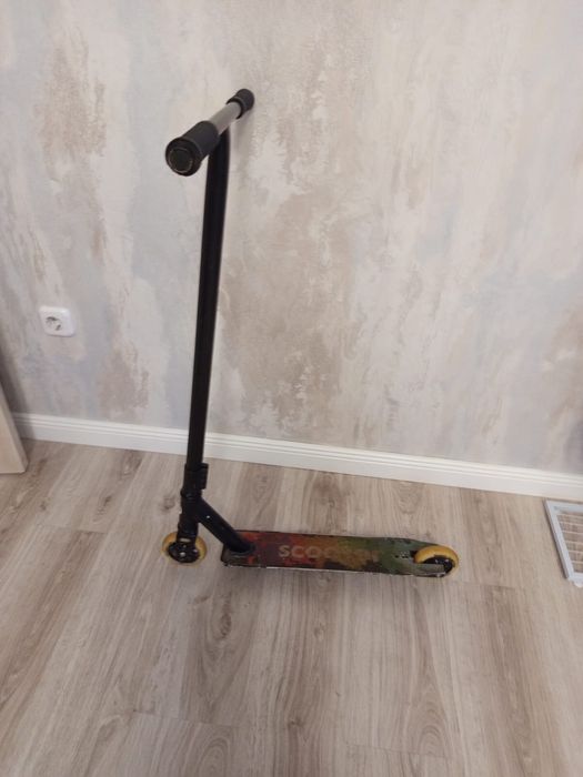 Продам трюковой самокат