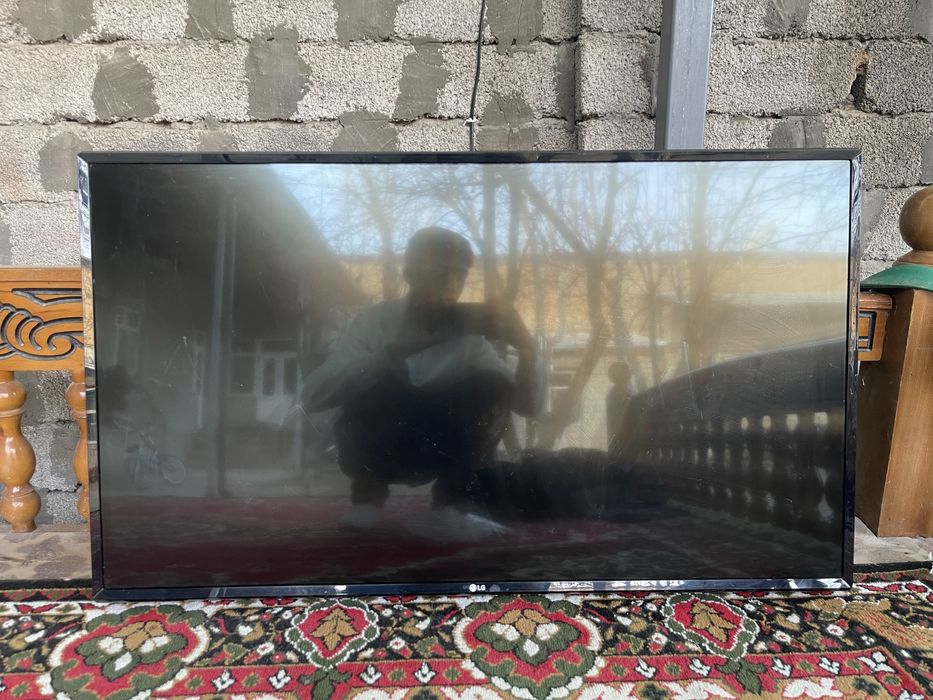 Telvizor Lg  sotiladi