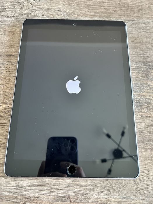 Продам планшет ipad pro