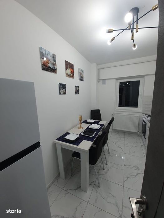 Apartament de închiriat cu 2 camere, zona Tomis 2-Victoria