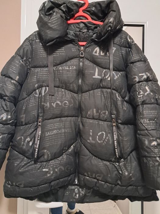 Красива шуба със лъскави мотиви