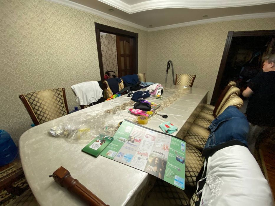 Продаëтся гостинный мебель