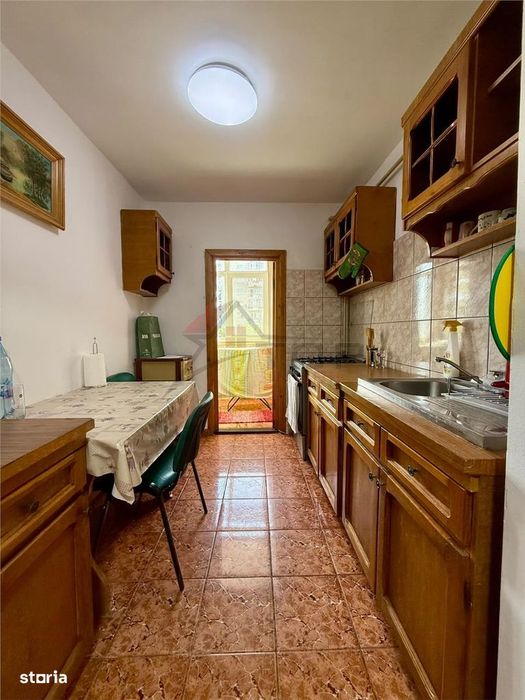 Apartament cu 2 camere decomandat, etaj 2  - Canta
