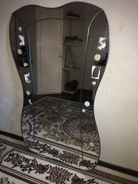 Продам зекало 130х80