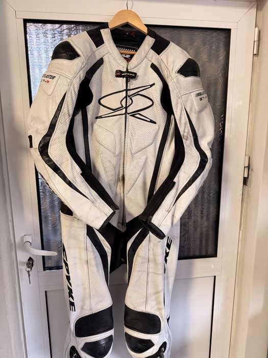 Екип SPYKE номер 52