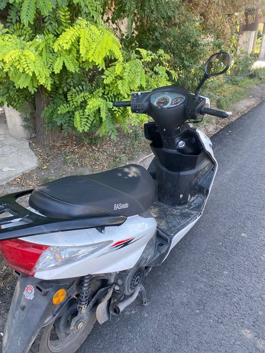 М8 мопед продам 100к