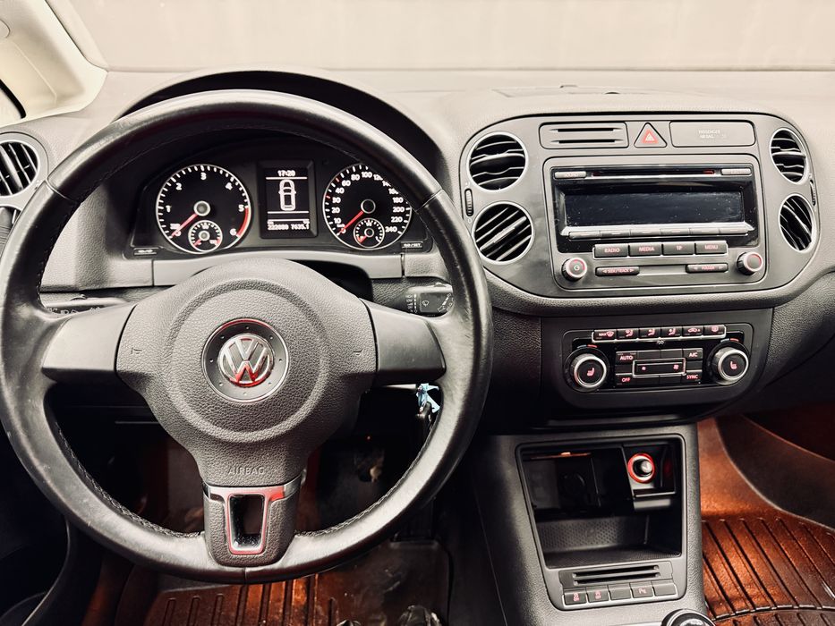 Volkswagen Golf 6 - 1.6 TDI - 105 CP - Anul 2014 - Rate - Garantie**