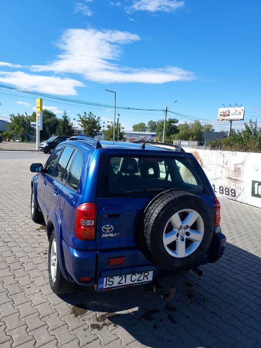 Vând Toyota rav 4