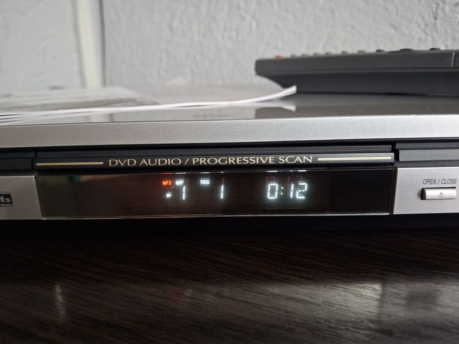 Продам DVD/CD Player Panasonic DVD-S75