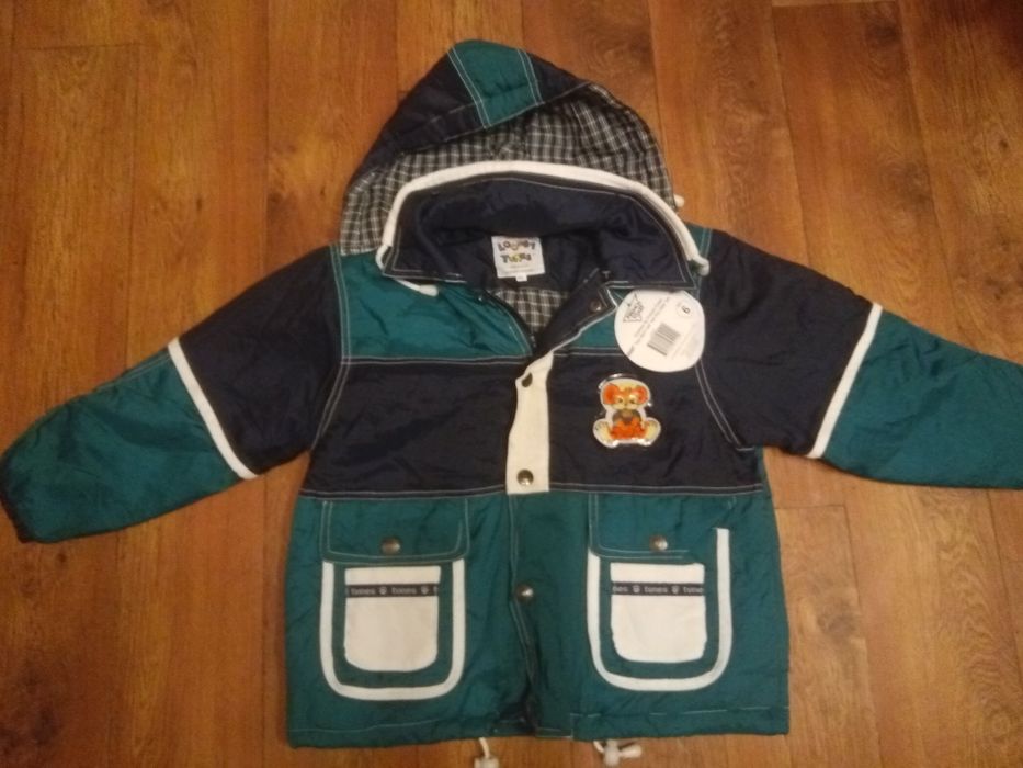 Продам 2 куртки для мальчика весенние