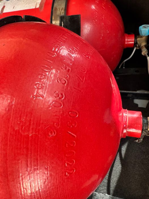 Metan 75l, 3 pokoleniya, baloni va reduktri 2 dona