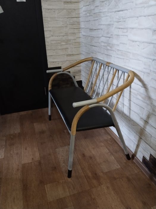 Продам лавку металлическую