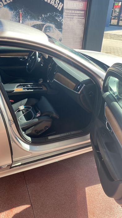 Volvo S90 D4 Inscription 2020 sau schimb