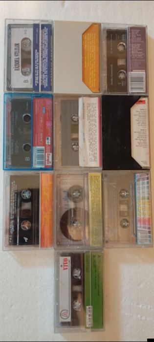 Vand loturi casete audio si cd uri cu manele populara dance