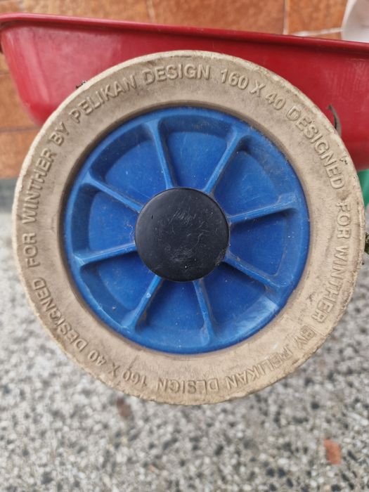 Детска метална триколка WINTHER