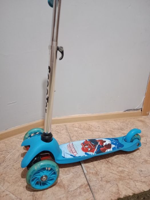 Продаю Самакат "Scooter"
