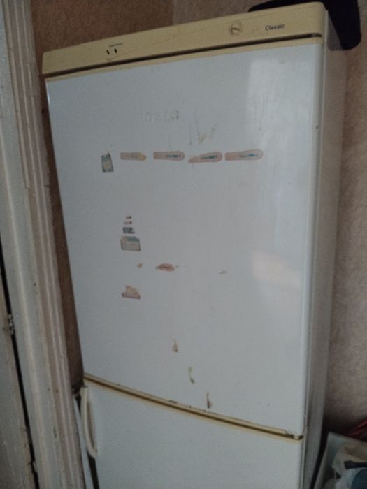 Продам холодильник