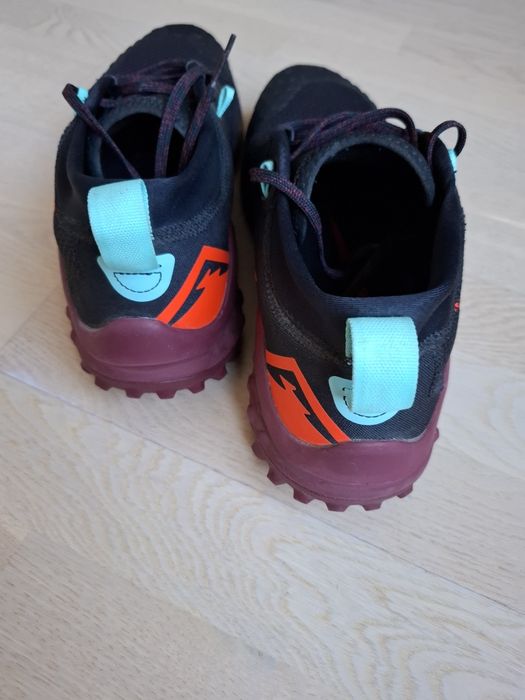 Спотни мъжки обувки Nike