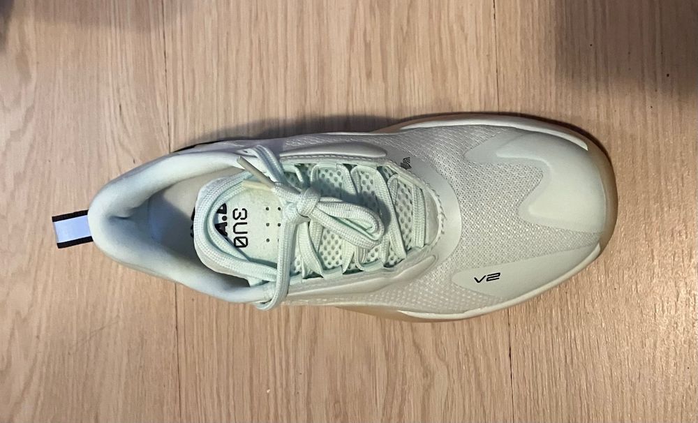 Adidasi RAD noi 37 doar probati marime mica