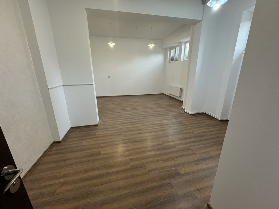 Spatiu de inchiriat!