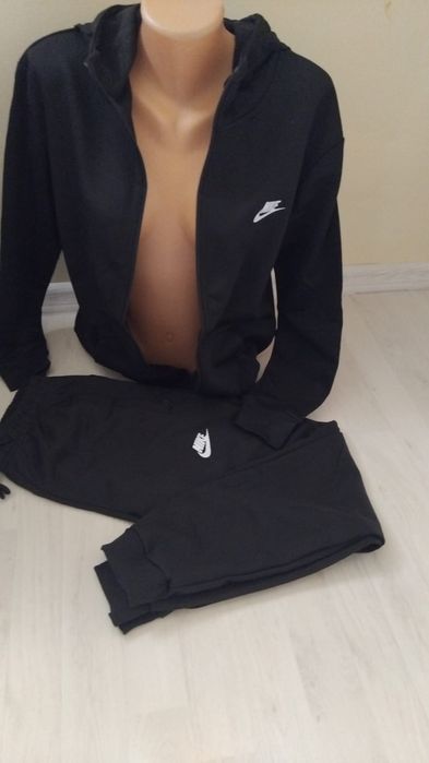 Ieftin! Trening dama Nike și Adidas din 3 piese!
