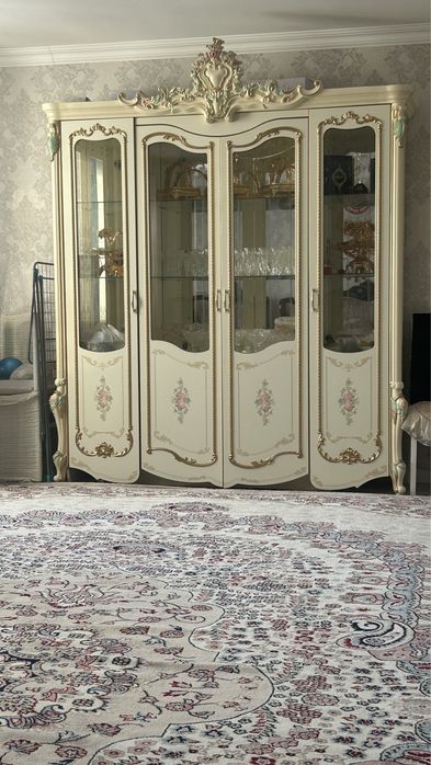 Сервант для залв