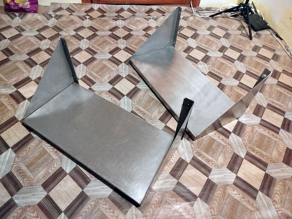 Продам полки нержавейка сталь размер 60 см на 30 см нерж метал