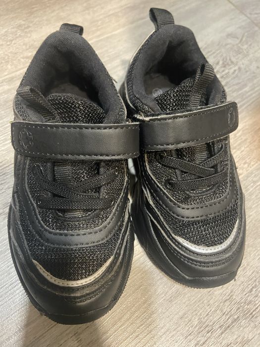 Кроссовки детские