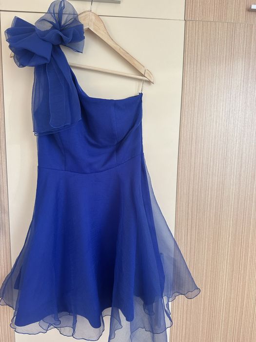 Тъмно син цвят рокля с голяма пандела размер 40