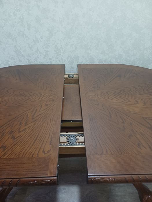 Стол  натуральное дерево