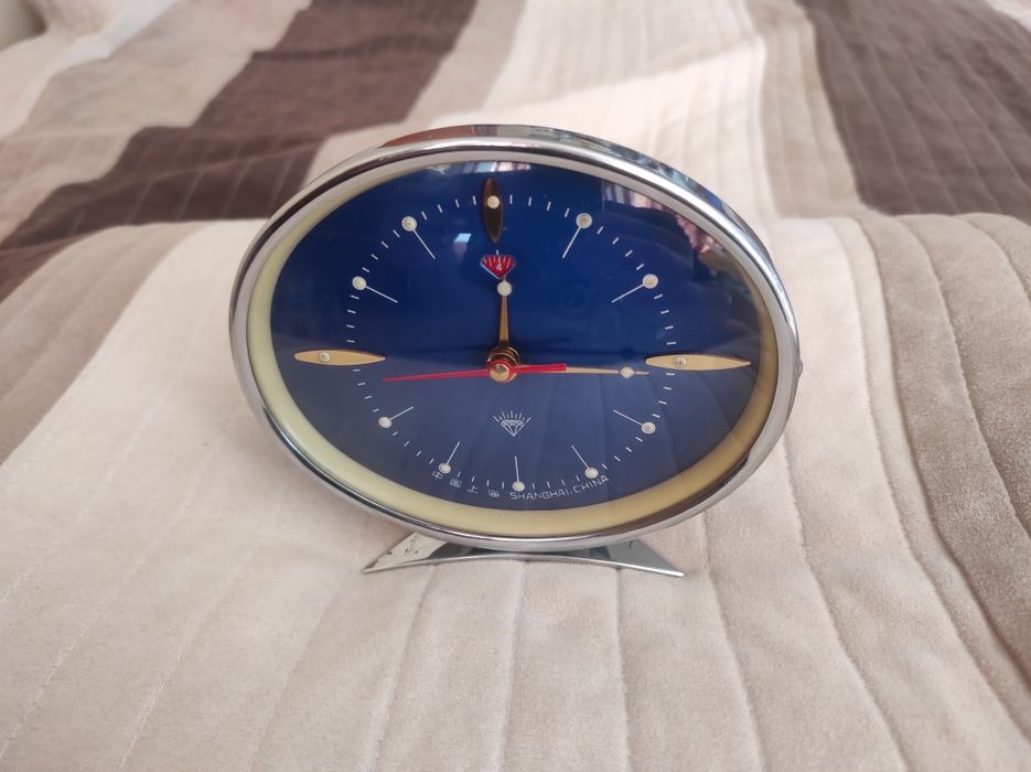 Часовници, работят