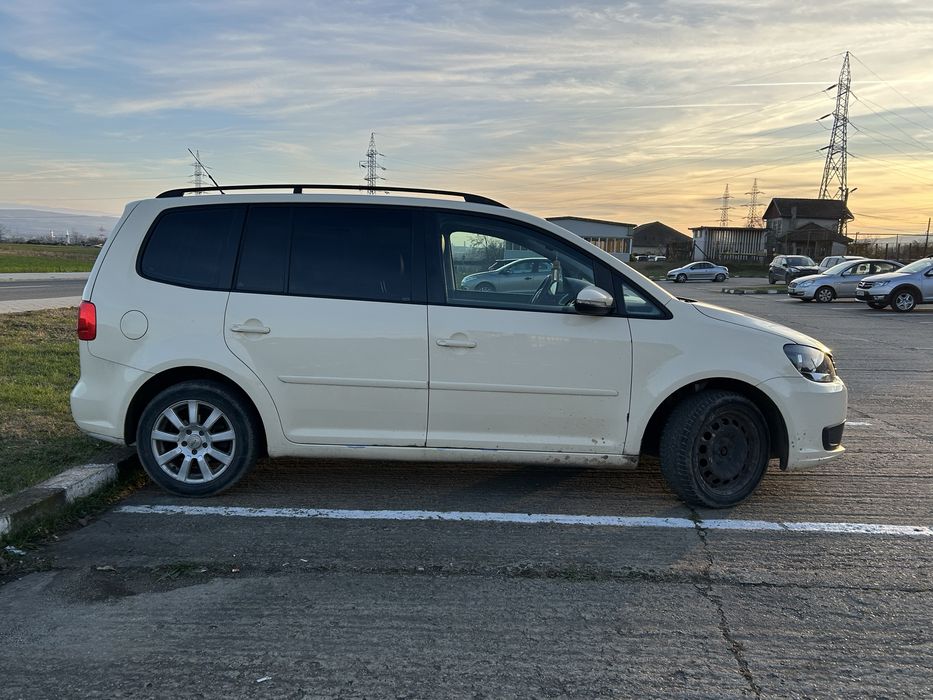 Vând VW Touran 2012, 7 locuri, 318436 km - reali, 2.0 TDCI, 140CP