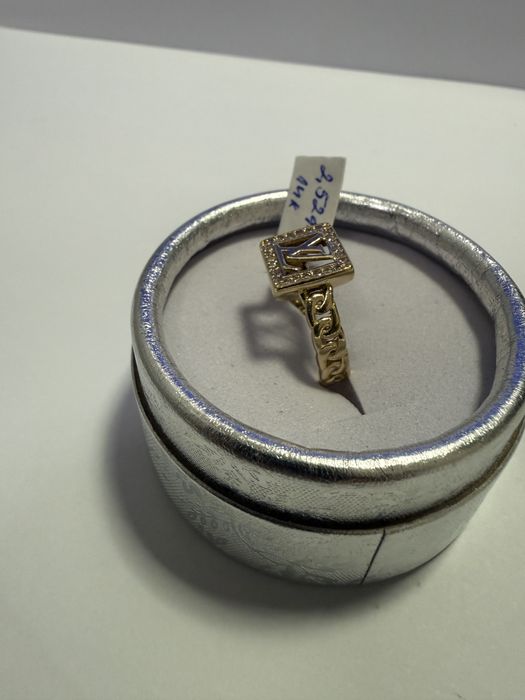Inel Louis Vuitton cu pietricele (vl) star amanet
