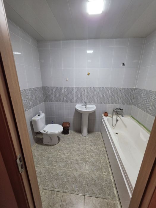 Motrid ijaraga beriladi