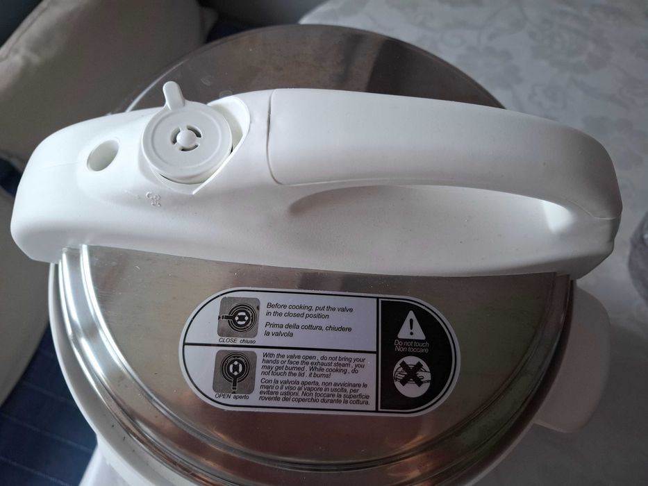 Електрически мултикукър Masterpro