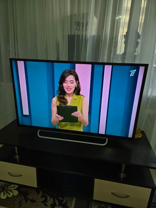 Smart Tv с подставкой