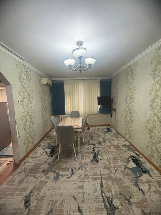 Квартира сотилади