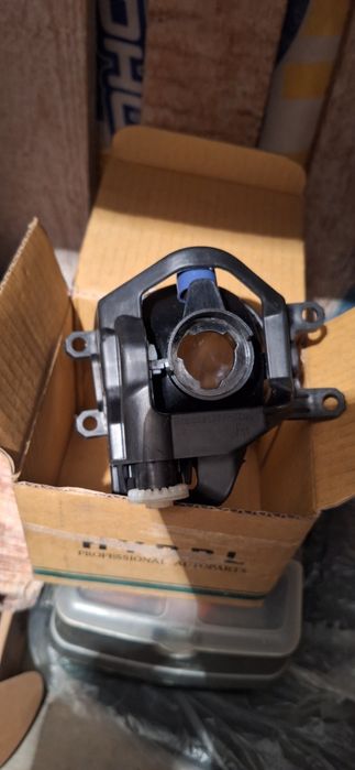 ПТФ правая Toyota Land Cruiser Prado 150.