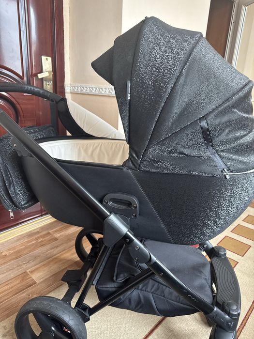 Продам коляску 2в1 Ining Baby F1