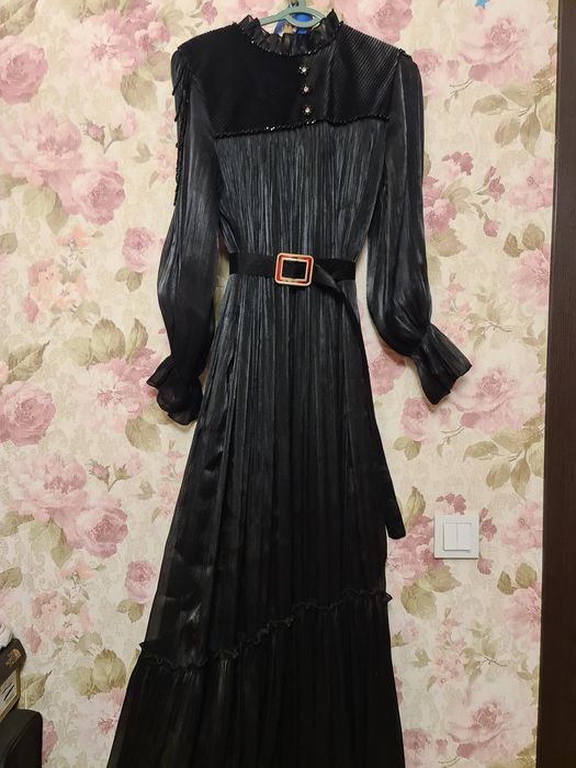 Платье новое чорное