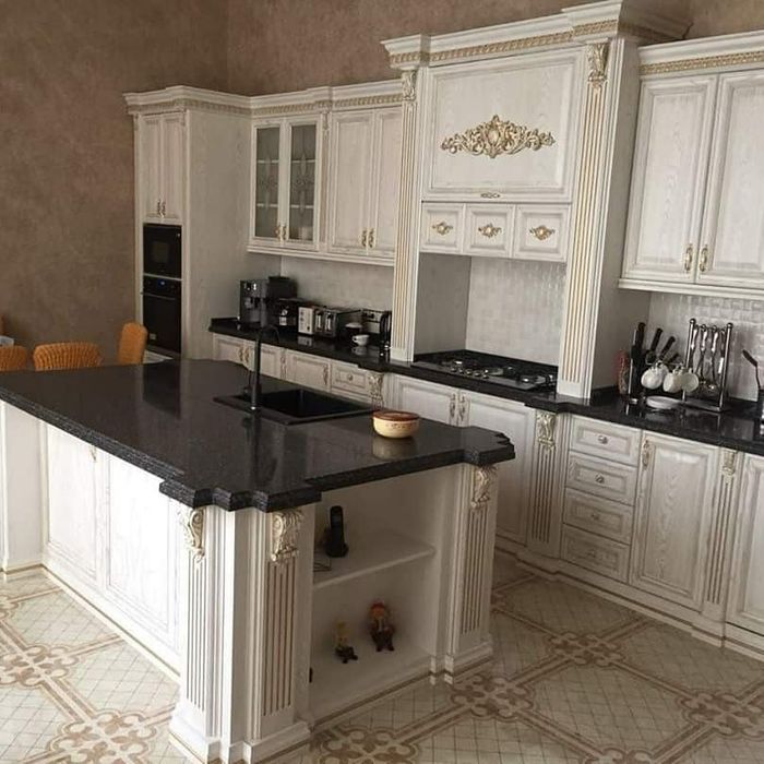 Изготовление кухонных гарнитуров.