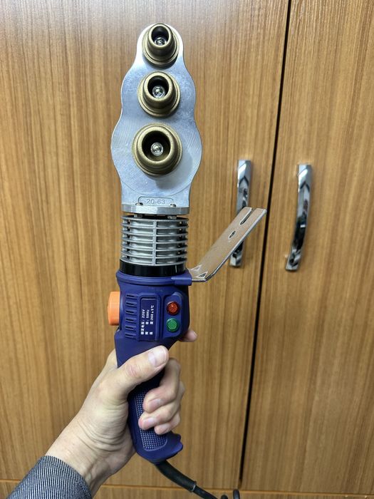 Утюг Монтажный для пайки пластиковых труб.