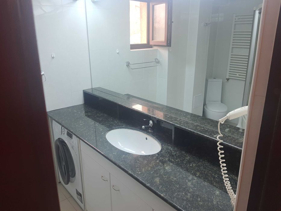 Inchiriez apartament 3 camere mobilat complet, Regal Residence, loc de parcare inclus