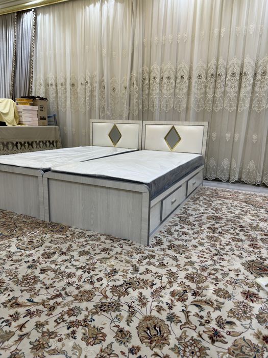 Krovat kravat karavat karavot kalavot kirovat divan