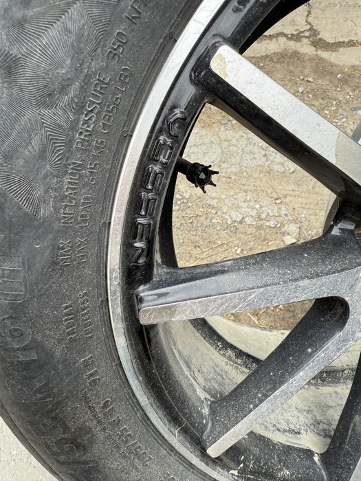 Диски VOSSEN с шинами Continental