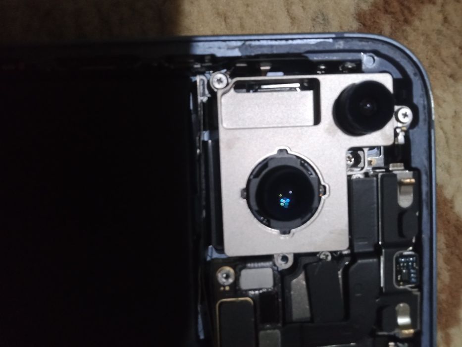 Задний корпус с шлейфами