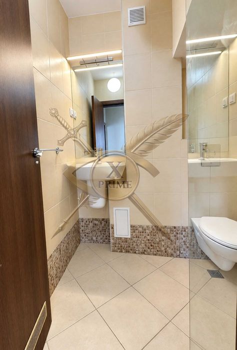 Тристаен апартамент в Център! 21947182
