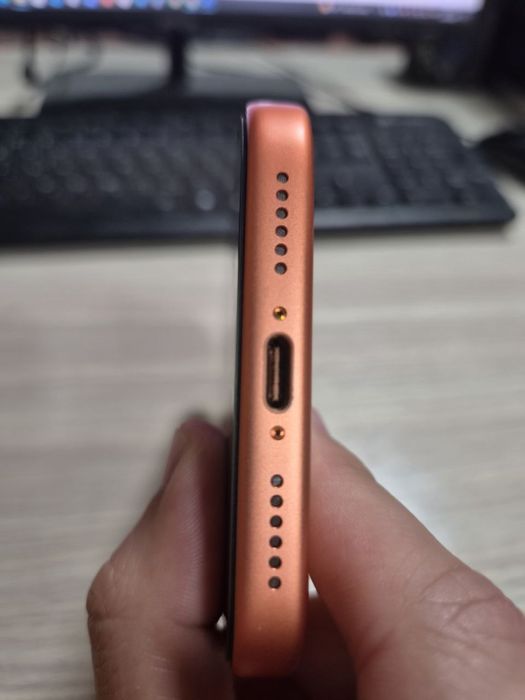 Iphone 17 pro max 256 gb orange naxtga srochna aybi yo umuman 100%
