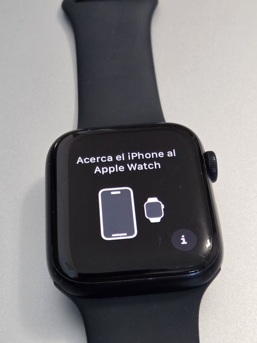 Apple Watch SE 44mm – 93% sanatate baterie - Black – încărcător + curea – resetat